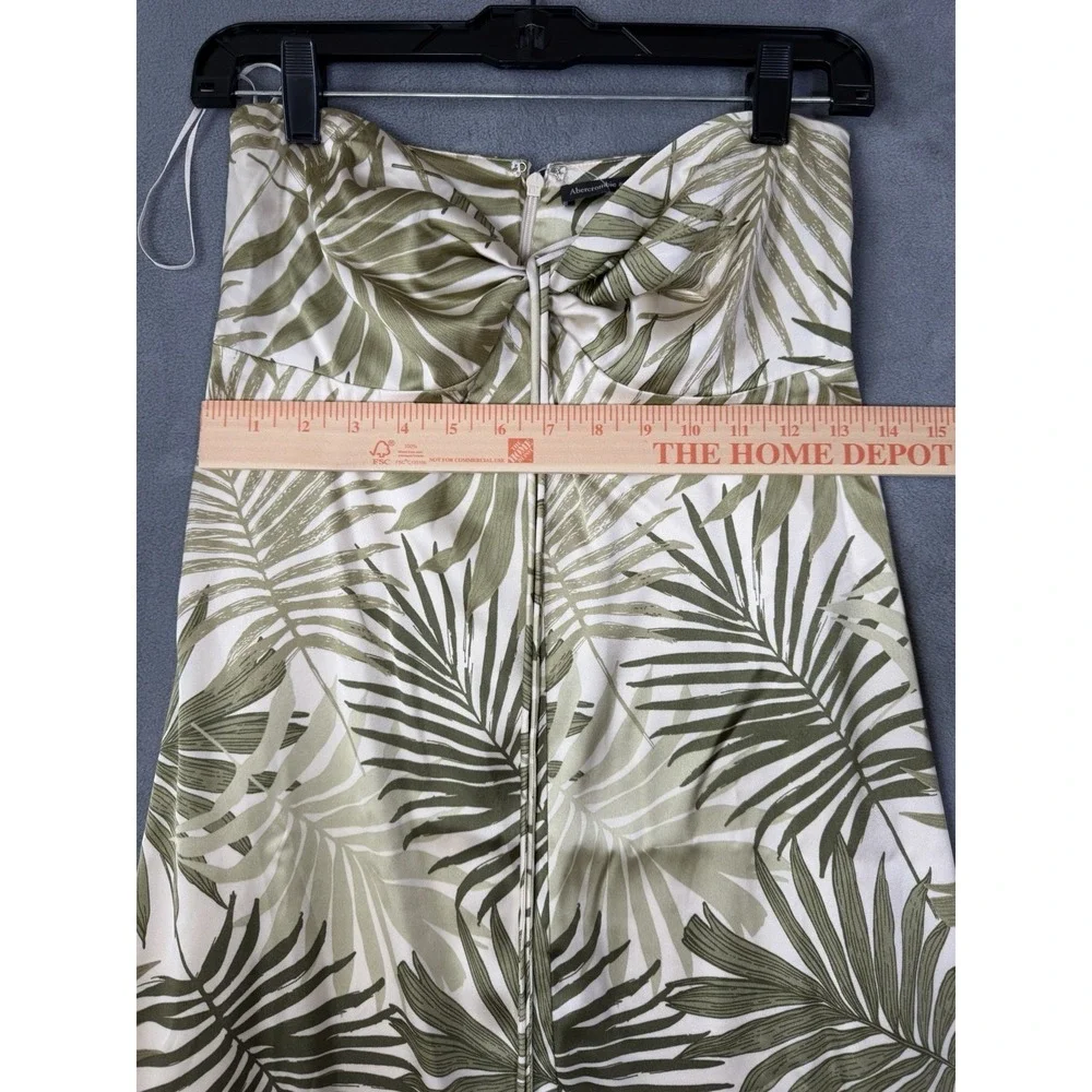 Abercrombie & Fitch Women's Twist Front Flowy Maxi Dress Green Size Small NWT